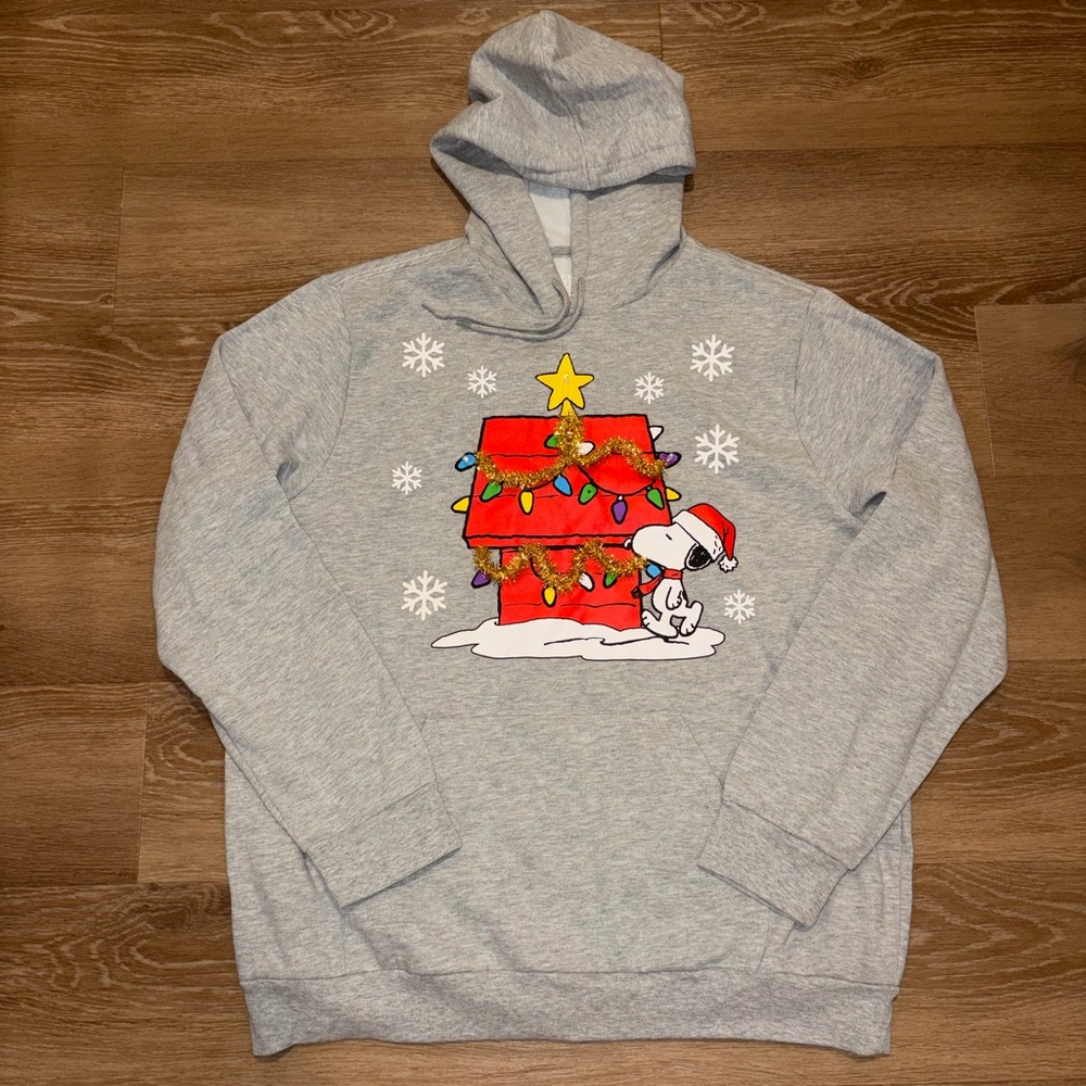 Snoopy Peanuts Grey Christmas Hoodie Sweatshirt With Lights Men’s Size XL NWOT